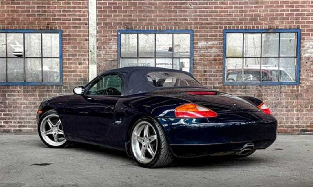 Desfrute da Liberdade ao Ar Livre: Porsche Boxster Descapotável