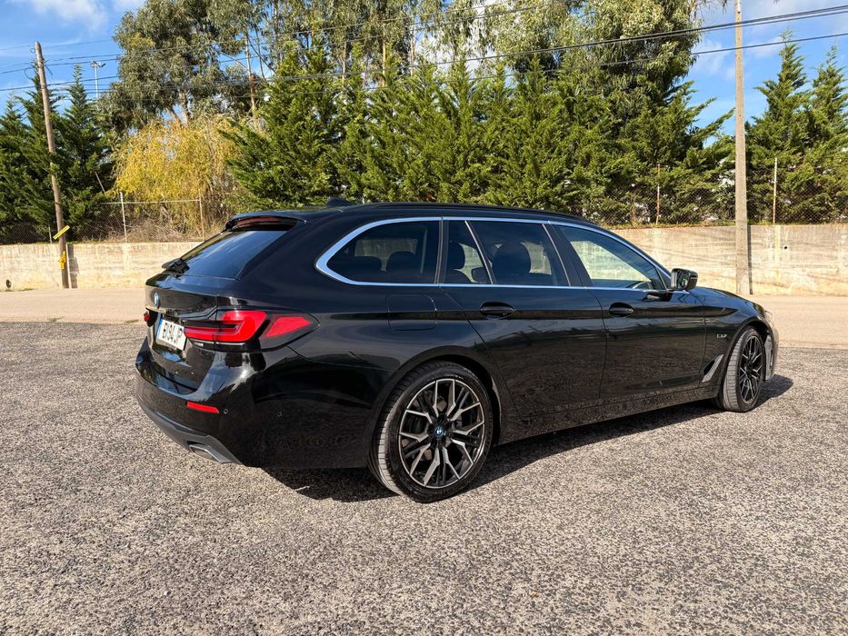 BMW 530e Touring 2021