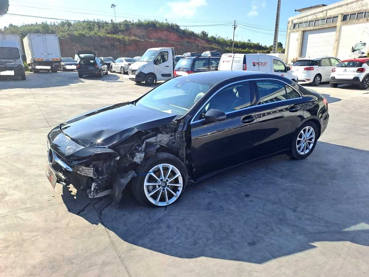 Mercedes-Benz A 180 Limousine d Aut., 2019