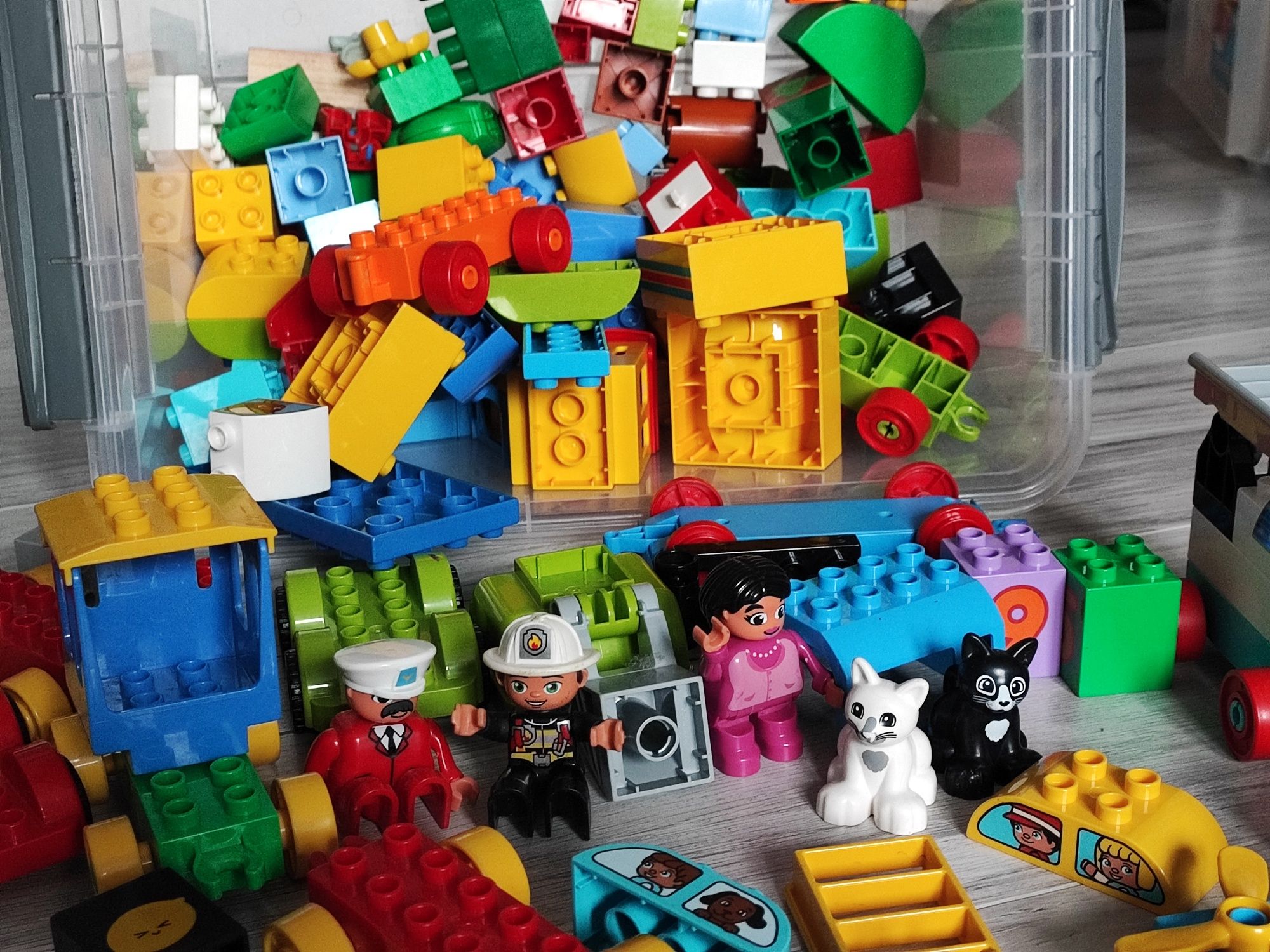LEGO Duplo mega zestaw 7 Figurek !