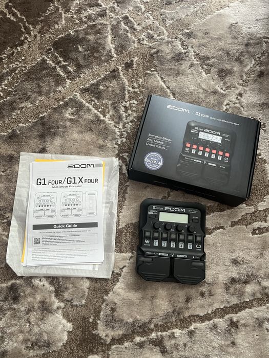Zoom g1 FOUR гітарний процесор