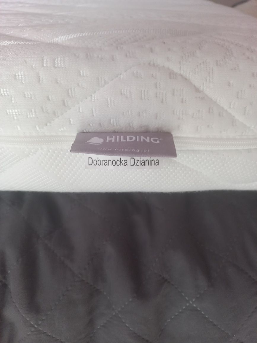 Materac do łóżeczka 60x120 HILDING DOBRANOCKA rozpinany pokrowiec