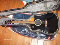 Guitarra Takamine