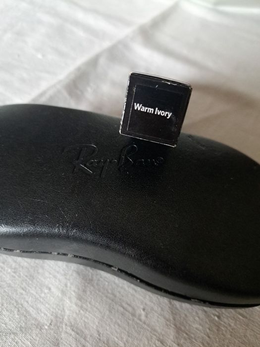 Corretor de olheiras Bobbi Brown Full Cover