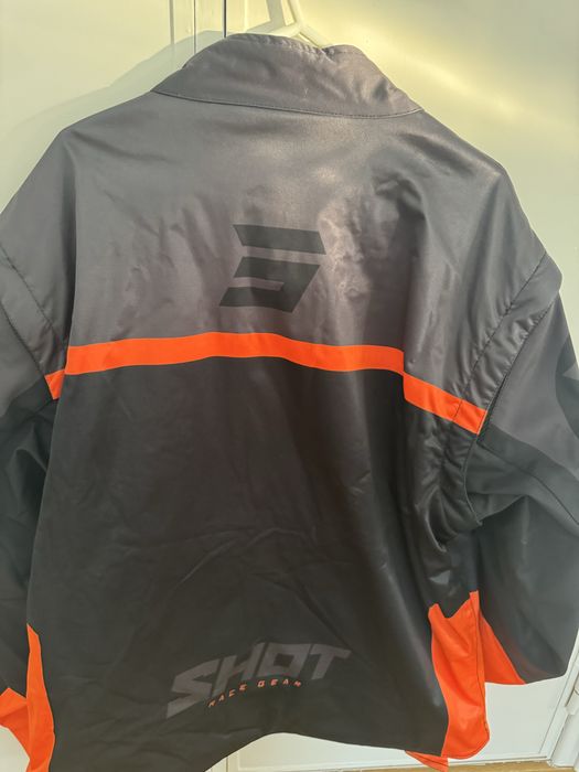 Casaco Shot race gear