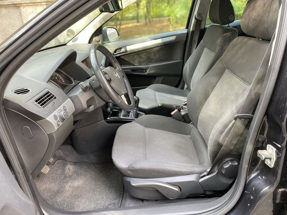 Продам OPEL ASTRA H 2010 рік