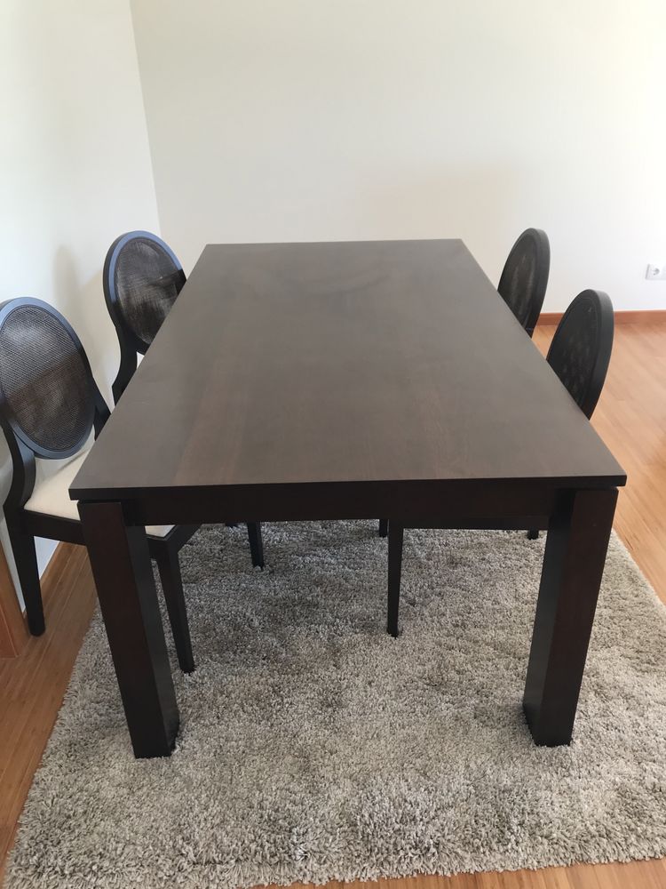 Mesa de jantar extensivel Nova