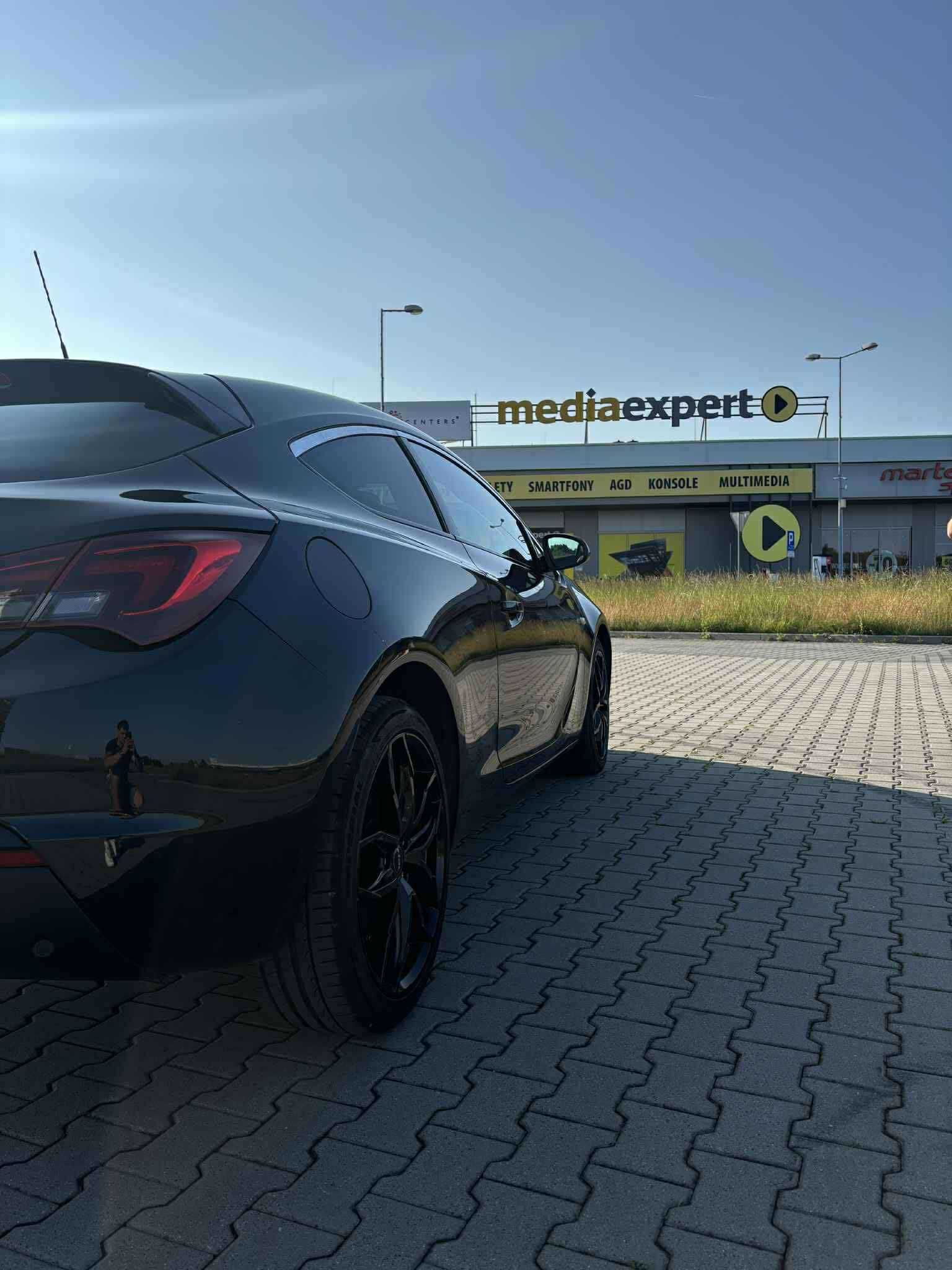 Opel Astra J GTC 2.0CDTI Ecoflex 165KM