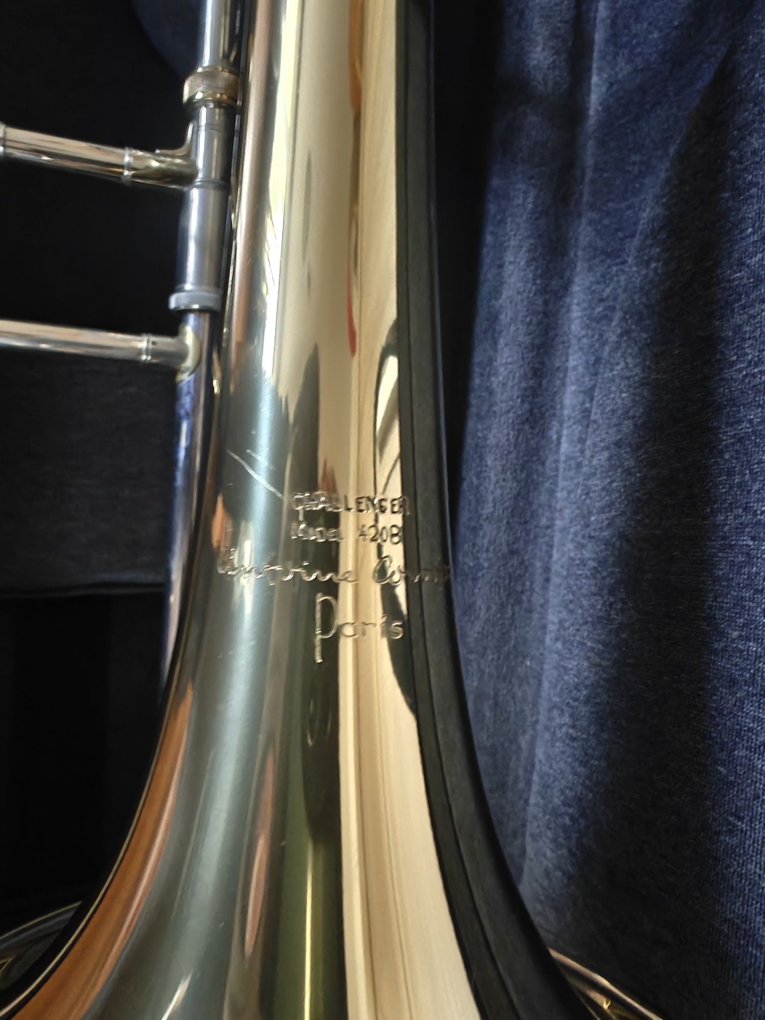 Profesjonalny puzon Antoine Courtois model Challenger 420B