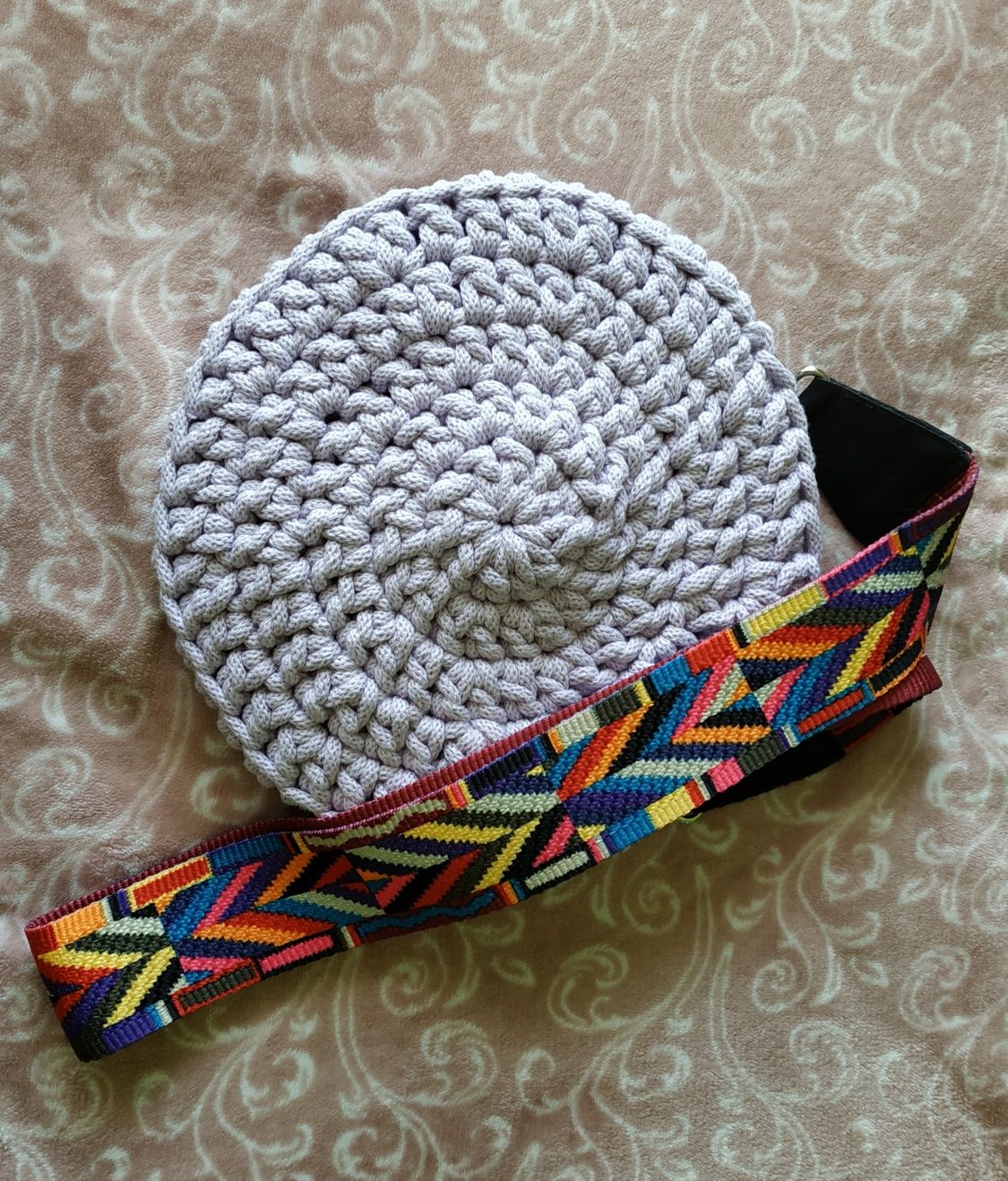 Okrągła torebka na szydełku bawełniana pasek aztecki dwa kolory
