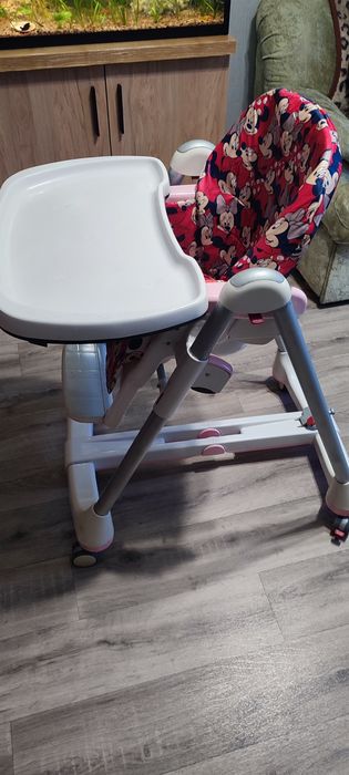 Стільчик для годування