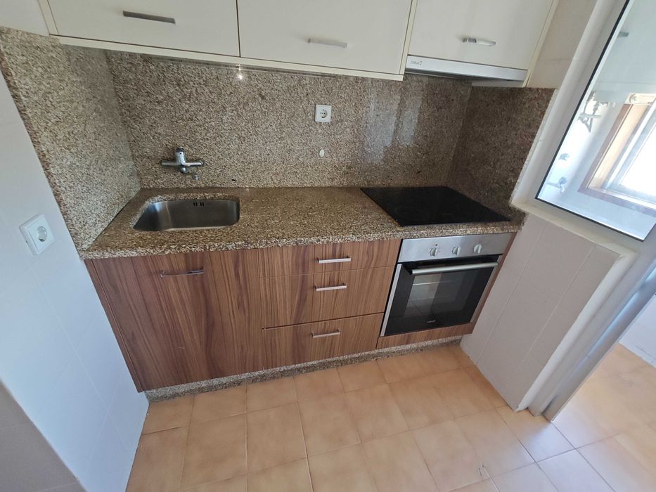 Apartamento T2 em Pedroso, Vila Nova de Gaia. - com fiador