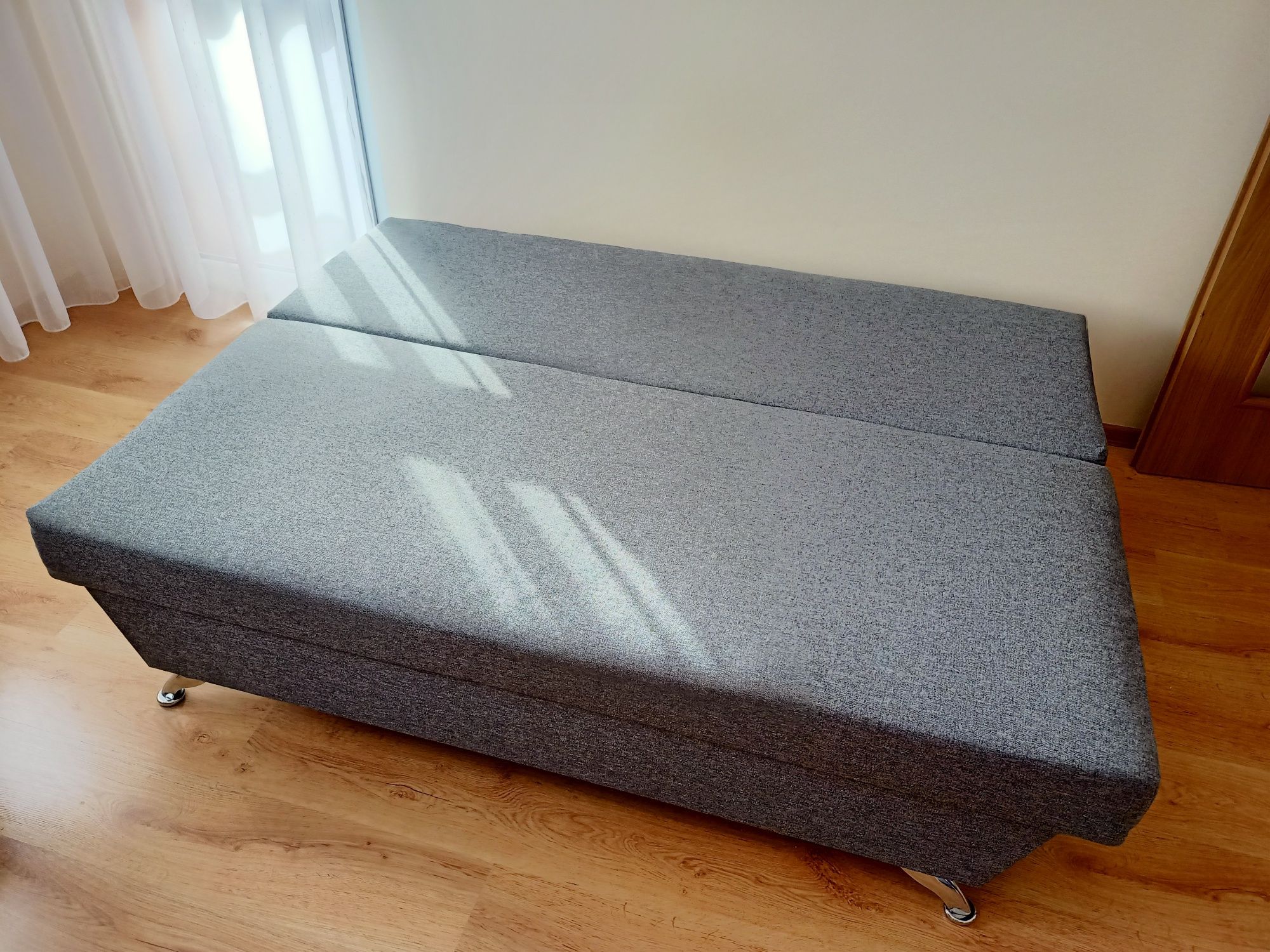 Kanapa - łóżko, sofa