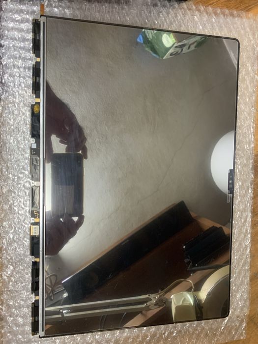 Macbook Pro M4 16" LCD Retina