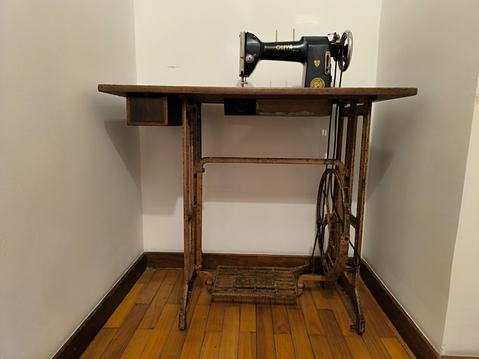 Máquina de Costura Oliva CL 45