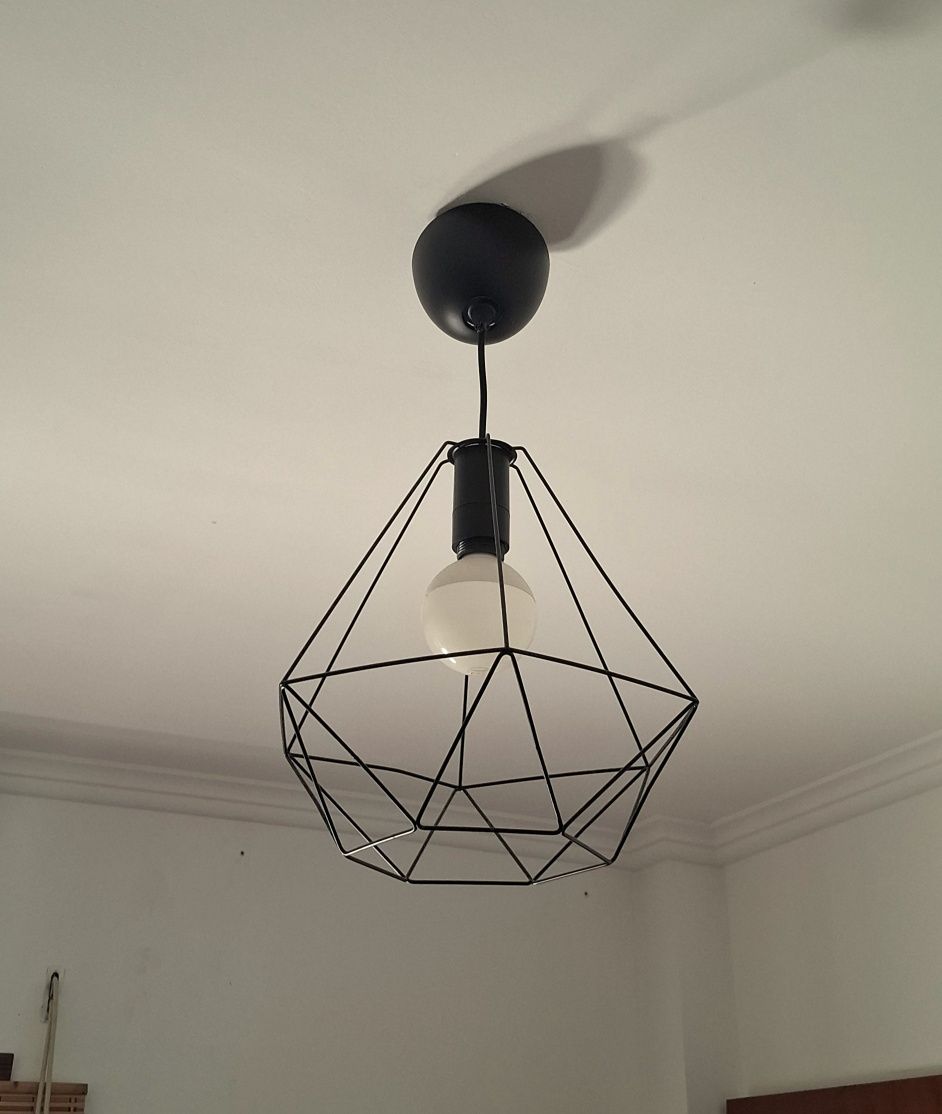 Abajur de teto ikea, metal preto, particamente novo