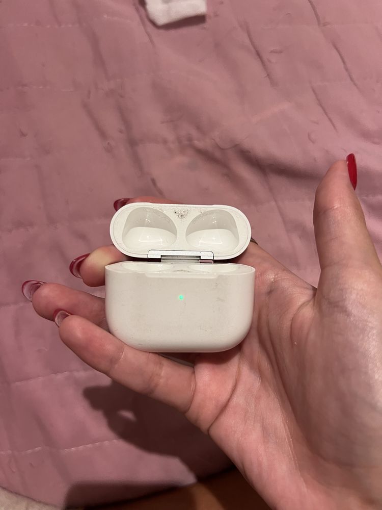 Caixa de carregamento lightning Airpods 3