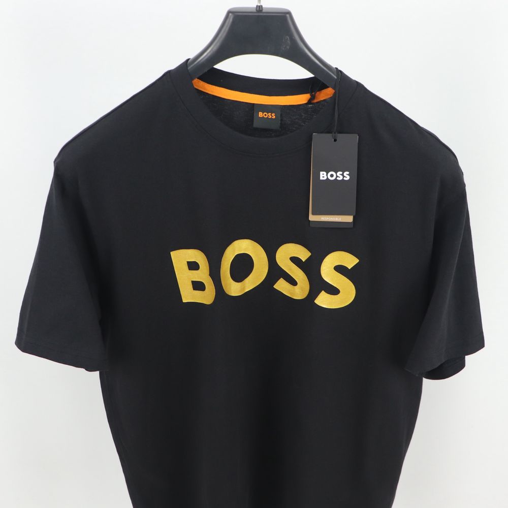 Чоловіча Футболка BOSS / L та S в наявності