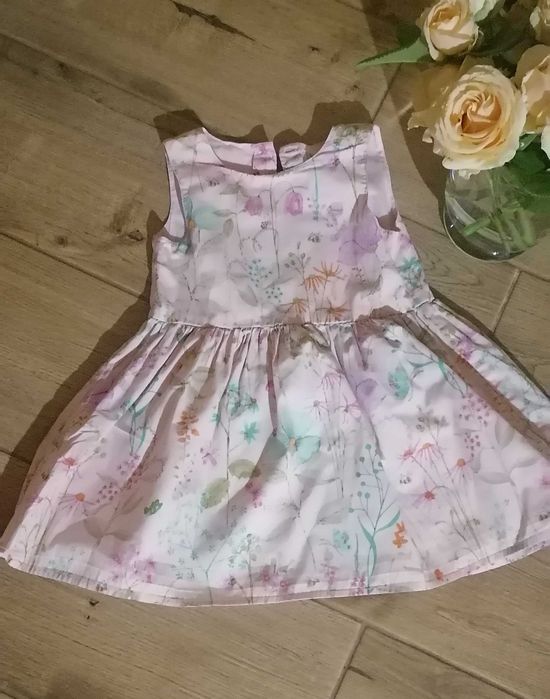 Чарівна сукня next