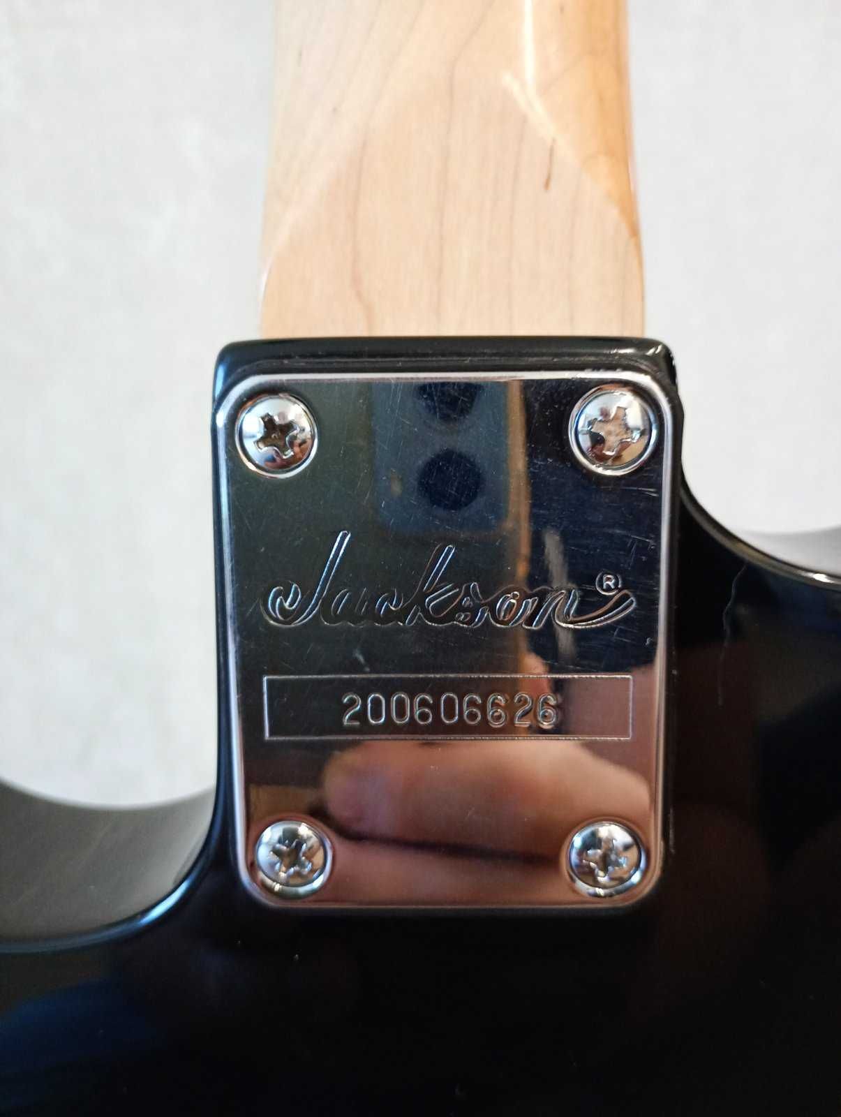Електрогітара Jackson JS30 Dinky