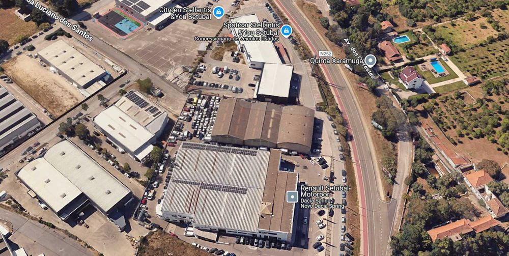 Arrendamento Armazém Sétubal -1800m2 - Estrada dos Ciprestes