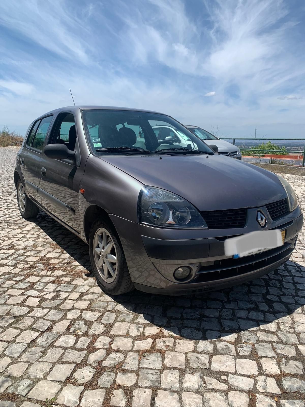 RENAULT CLIO 1.2 / 2002