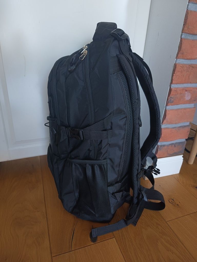 Plecak turystyczny, trekkingowy 70L, sportowy, w góry,lekki, mocny