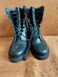 Buty trapery militarne.