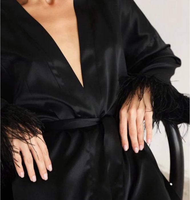 Атласний халат з поясом