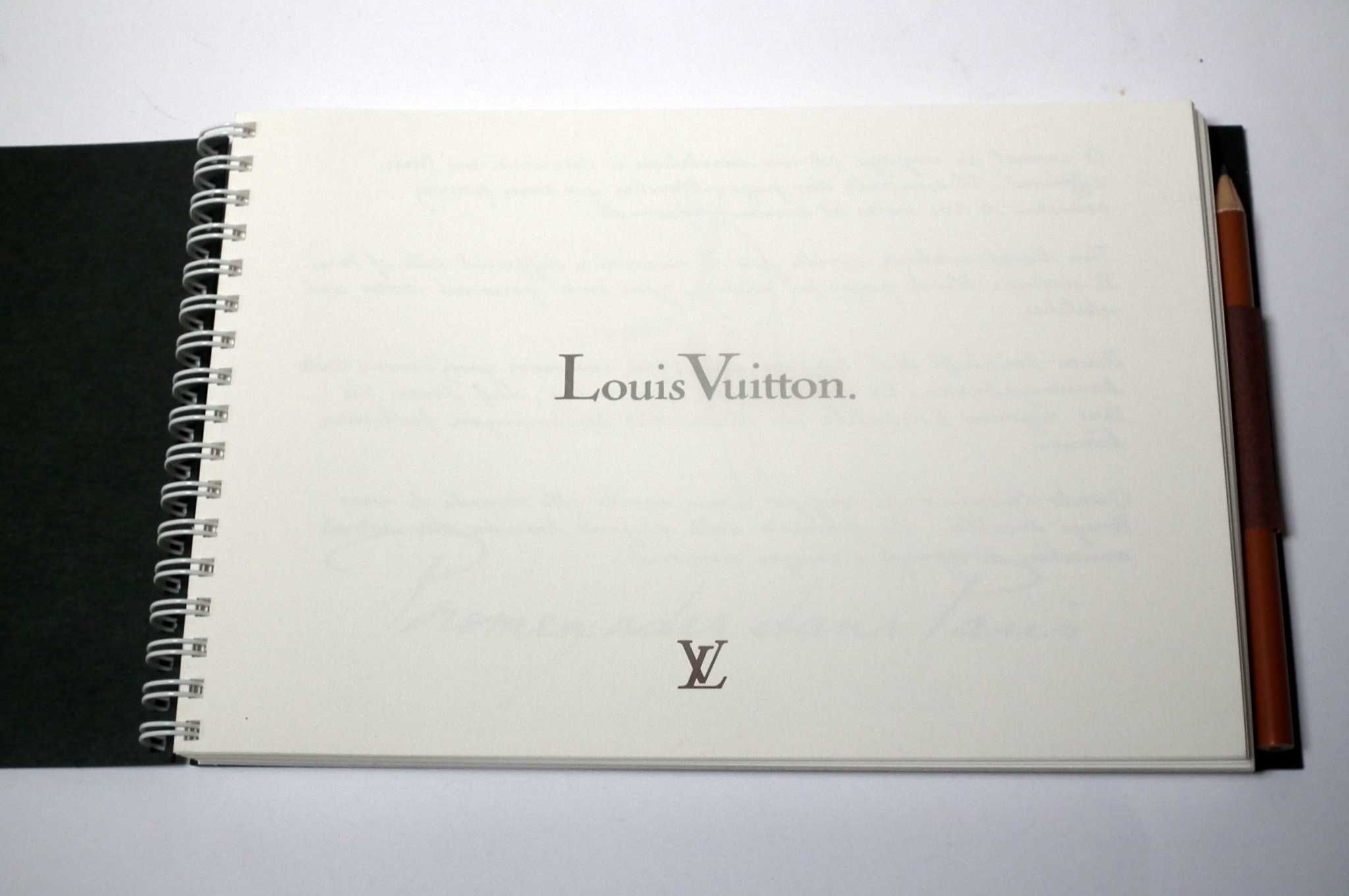 Sketchbook de viagem da Louis Vuitton + caixa, não usado Envio grátis.