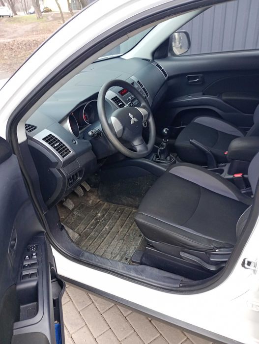 Mitsubishi outlander diesel