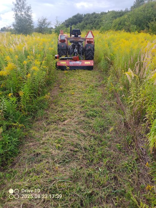 Koszenie trawy, zarośli.