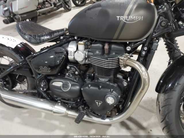 Triumph Motorcycle Bonneville Bobber 2022