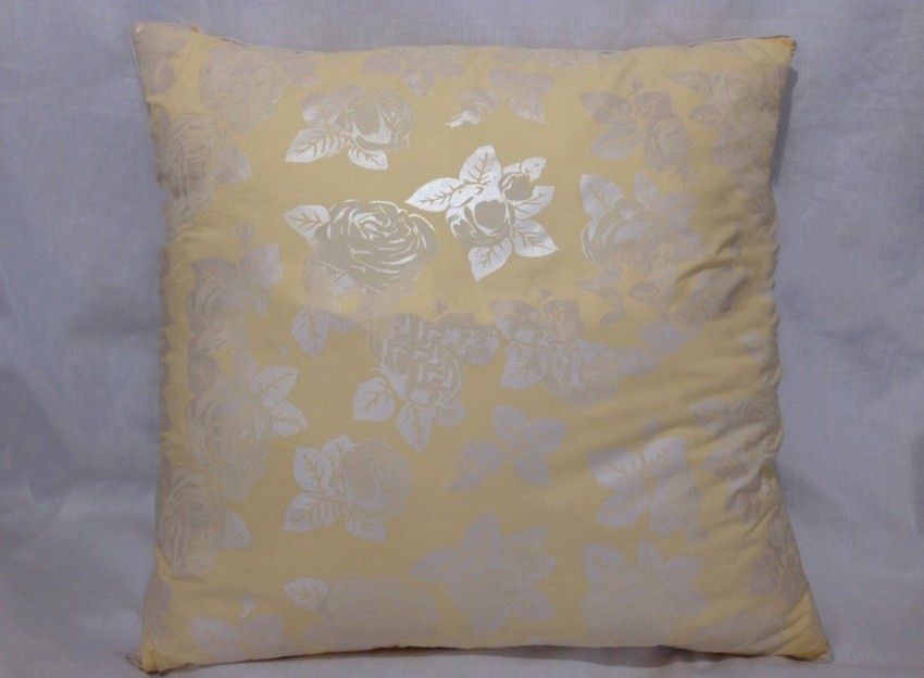 Стирка паром чистка реставрация изготовление  подушек одея перин