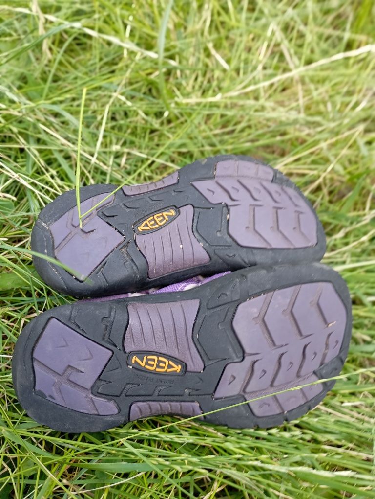 Сандалии  Keen 32