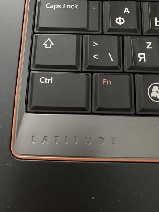 Ноутбук Dell , є нюанси