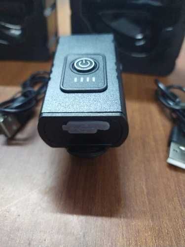 Luz LED Dianteira para bicicleta T6 10W 1000LM USB Recarregável.