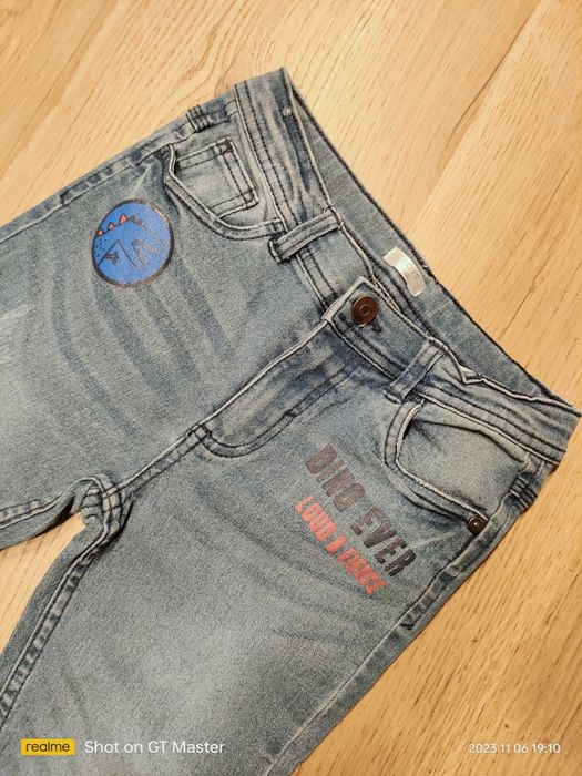 Dżinsy Jeansy Spodnie 128 chłopięce joggery