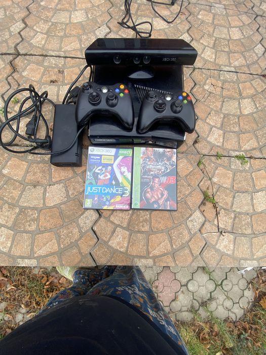 Xbox 360 + kinect в гарному стані