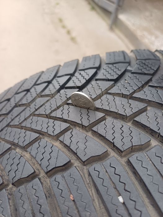 Bridgestone blizzak Lm 005 зимові шини 2023 205/55/17r
