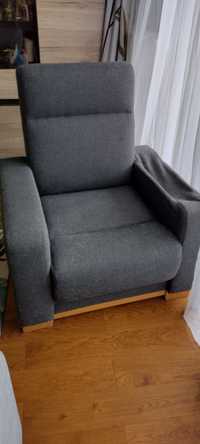 Solidny fotel, wytrzymała tapicerka