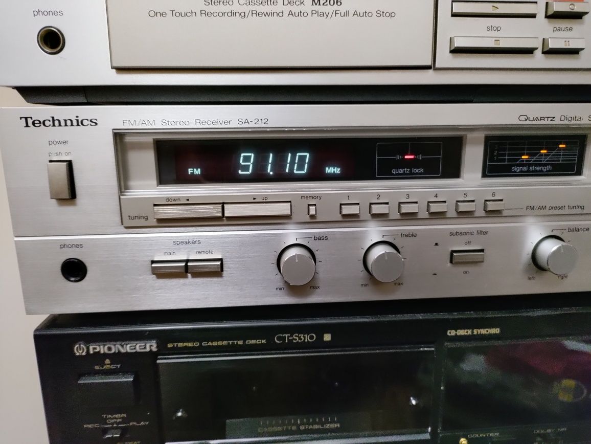 Technics SA 212 amplituner