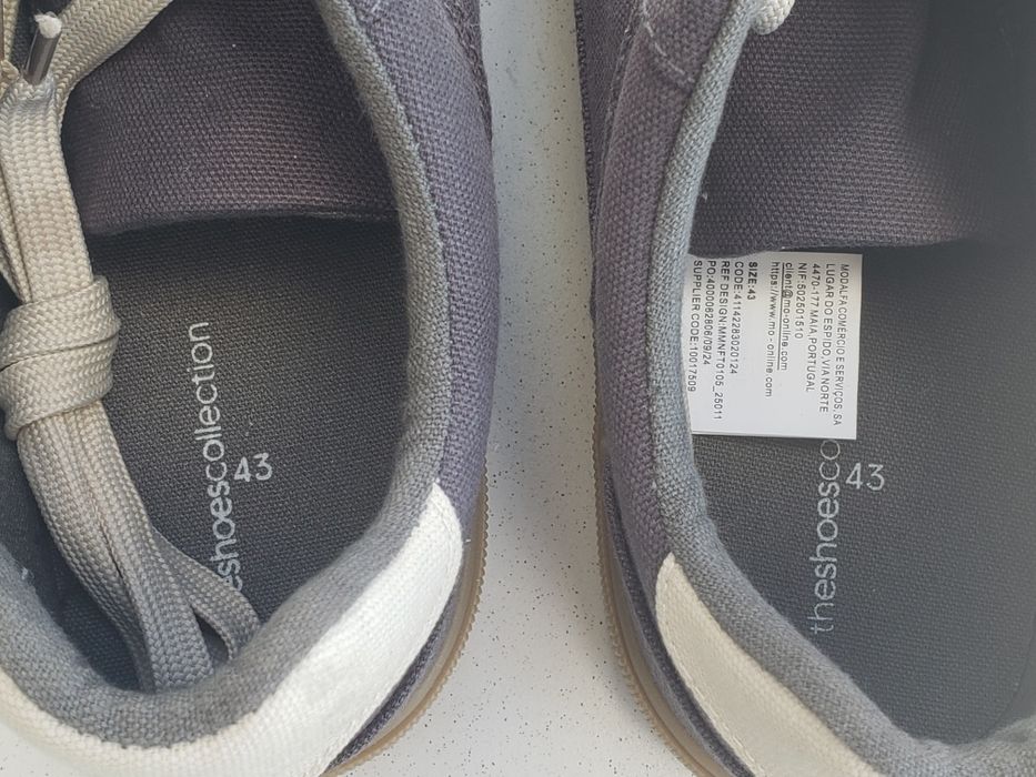 Sapatilhas tipo ténis em lona