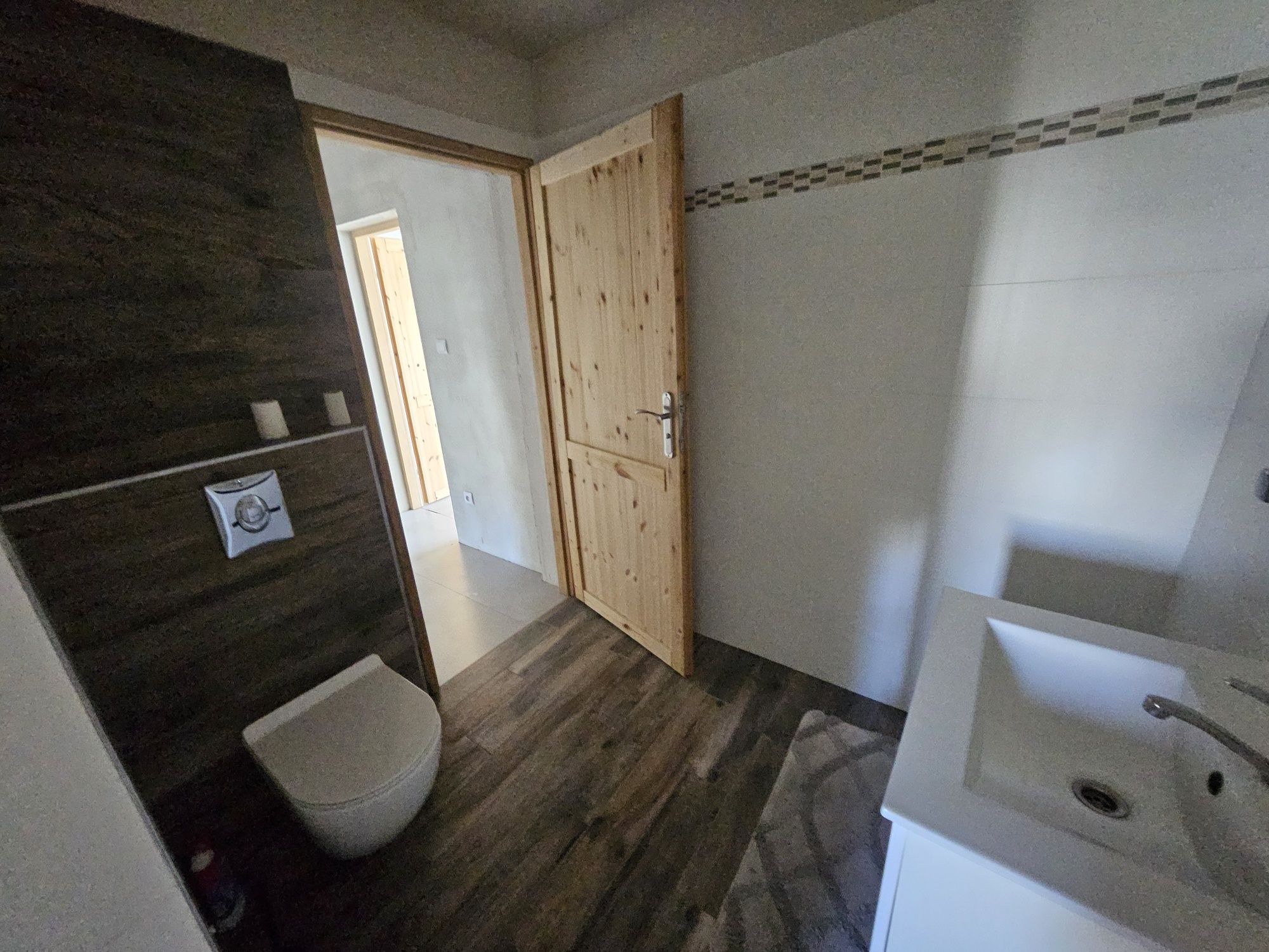 Nowe mieszkanie 110m2 5 pokoji w centrum, parking zamkniety monitorowa
