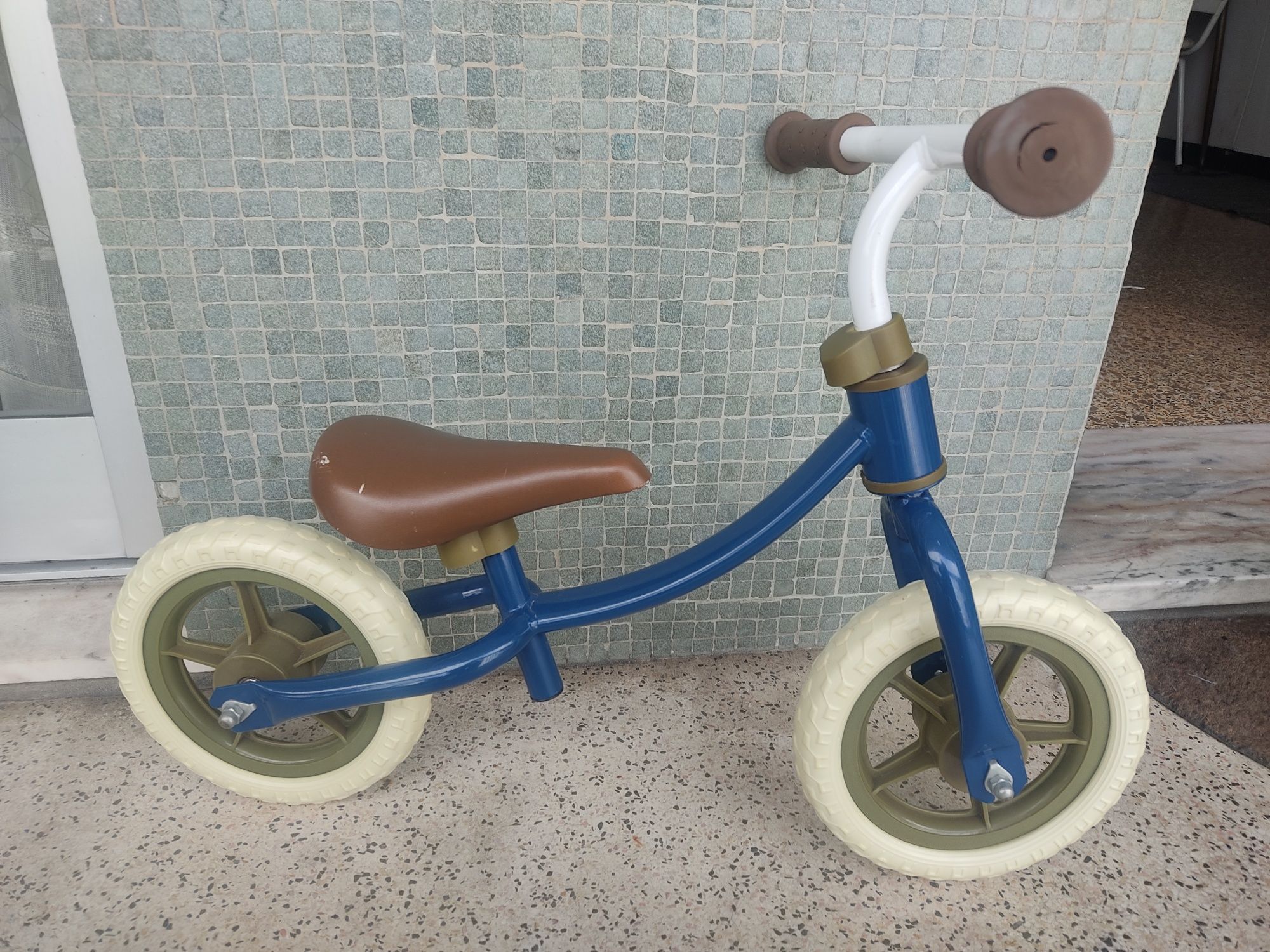 Bicicleta de Equilíbrio Infantil – Ideal para os Pequenos!