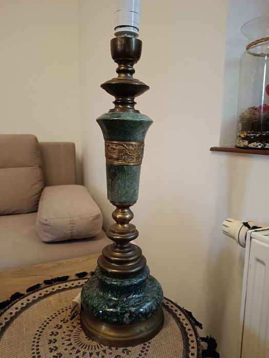 Stara lampa z marmuru i mosiądzu