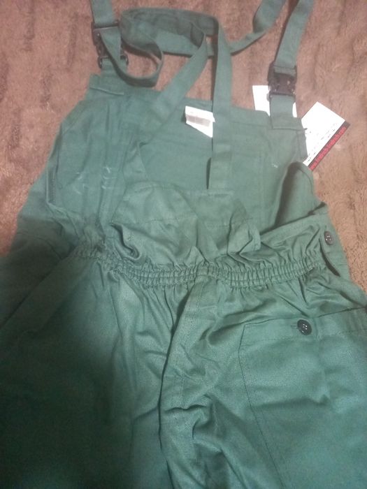Спецодежда.куртка+ камбинезон 54 разм