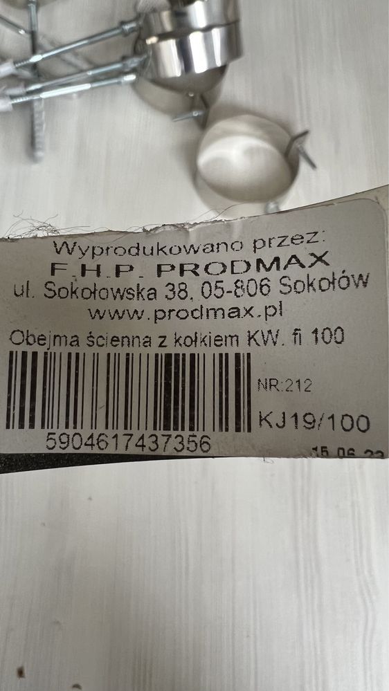 Obejma ścienna z kołkiem z kwasówki 100mm średnicy