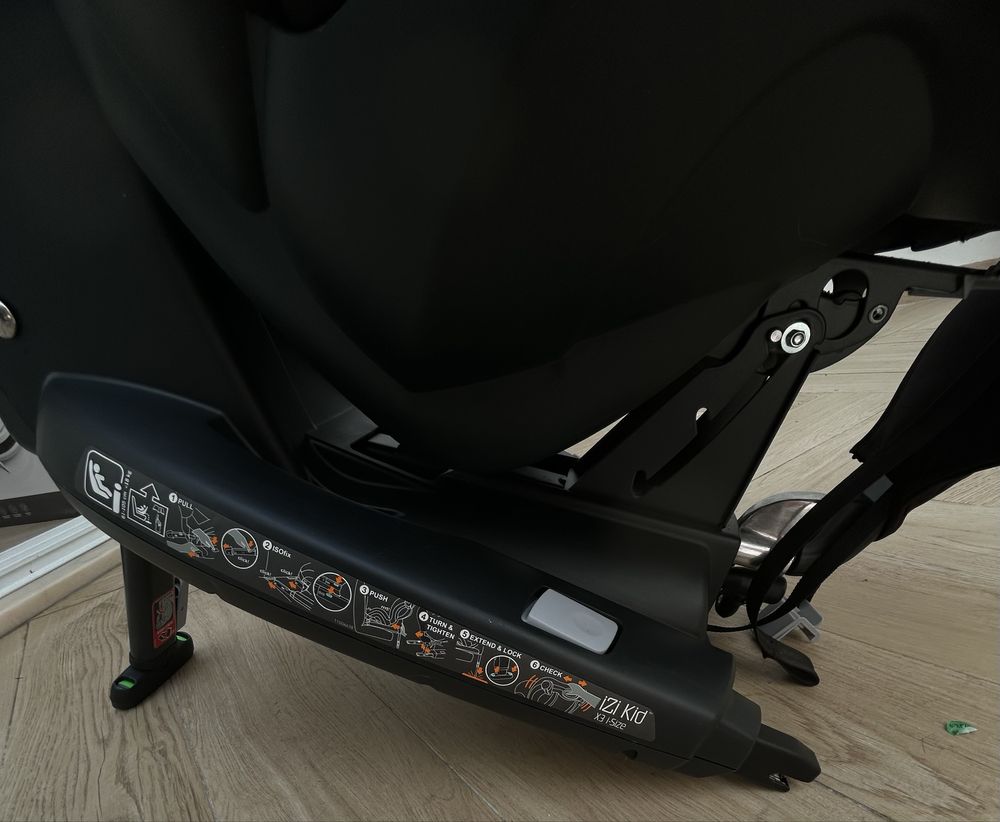Cadeira Auto Contra a Marcha BeSafe Izi Kid x3 I-size