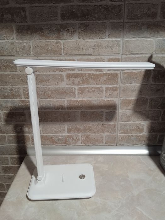 Настільна Led лампа Titanium